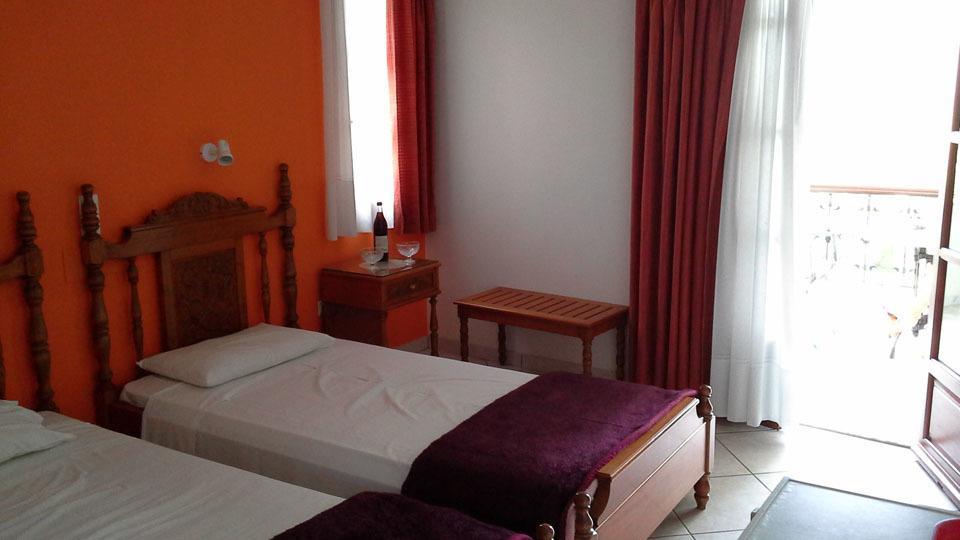 Hotel Agnanti Ágios Konstantínos Kültér fotó
